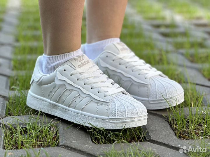 Кроссовки женские Adidas Superstar