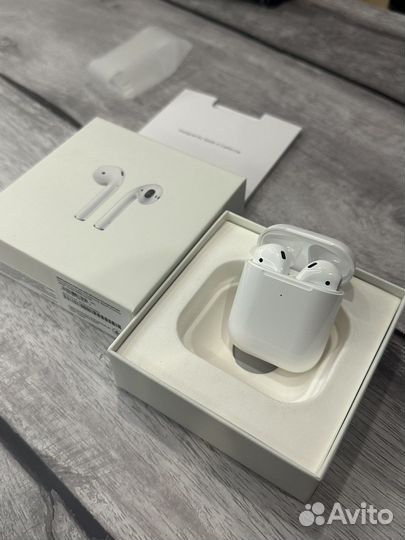 Беспроводные наушники Apple Airpods 2