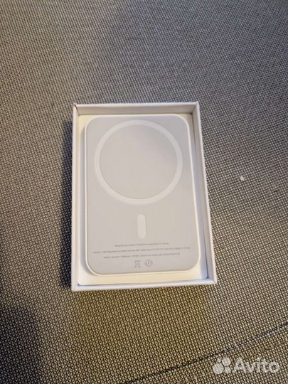 Magsafe battery pack, повербанк от Apple