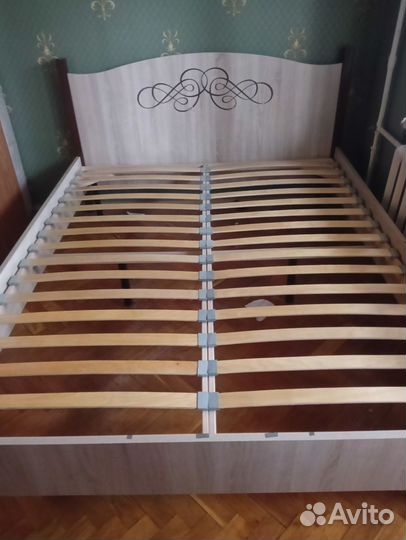 Кровать двухспальная 160 200