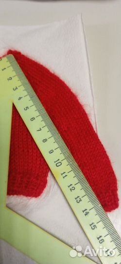 Свитер ручной работы красный