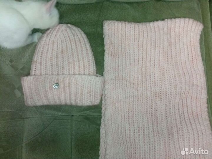 Комплект шапка и снуд зимний