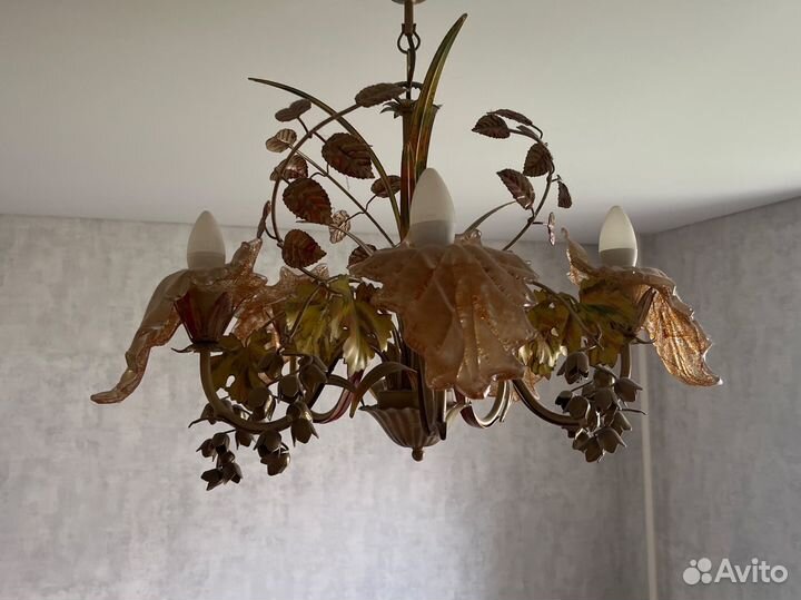 Люстра подвесная потолочная