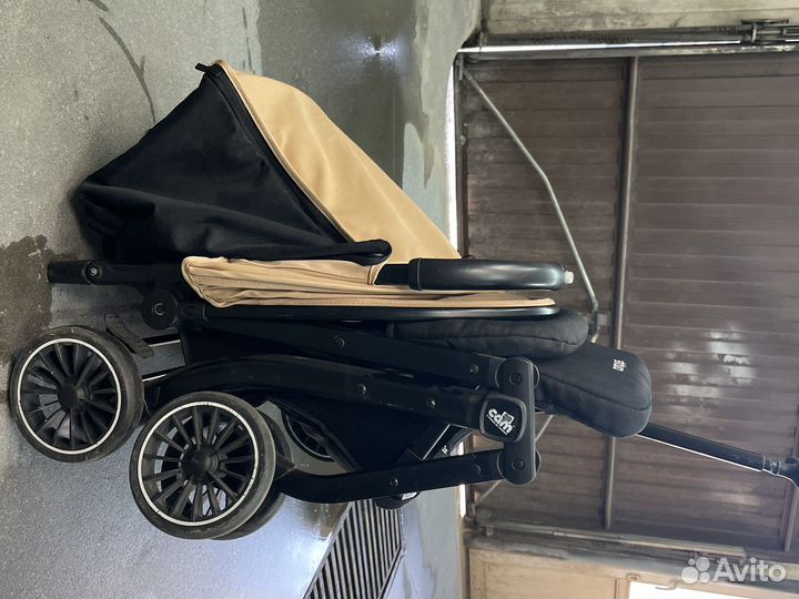 Детская коляска
