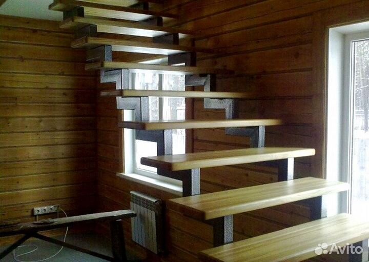 Лестницы с поворотом под ключ