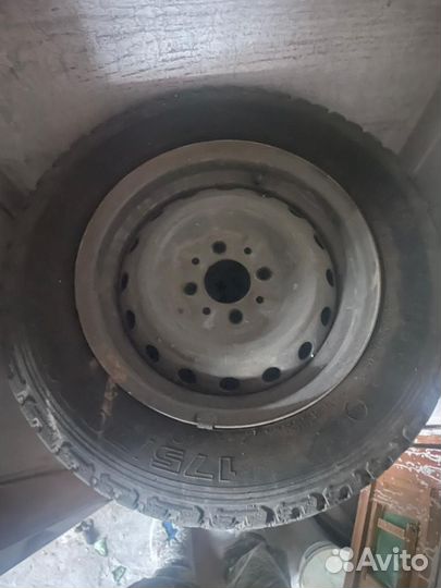 Продам R13 колеса всесезонка