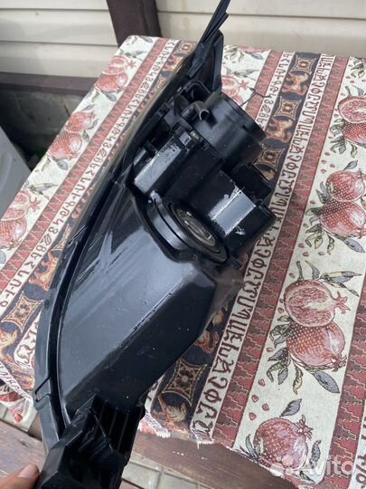 Фара на mazda 3