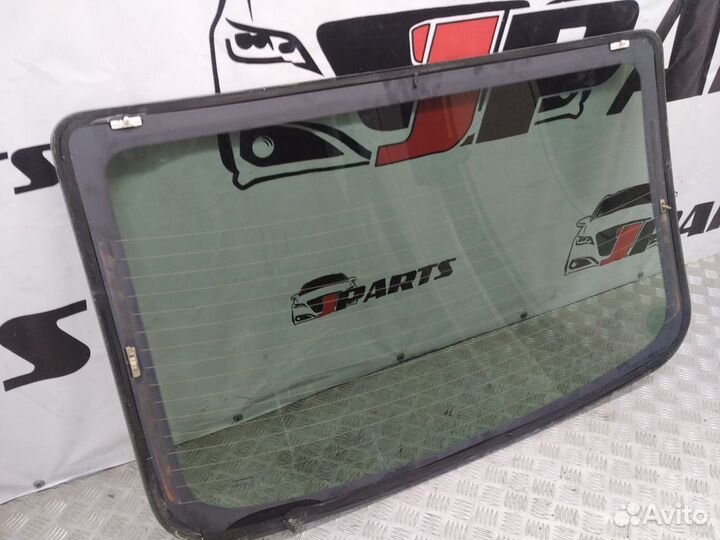 Стекло заднее Mazda 3 BK рестайлинг (2006—2009)