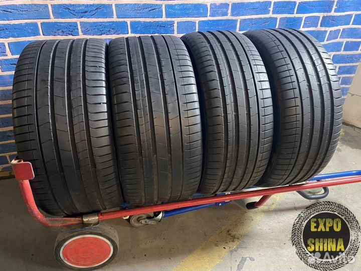 Pirelli P Zero PZ4 275/35 R22 и 315/30 R22