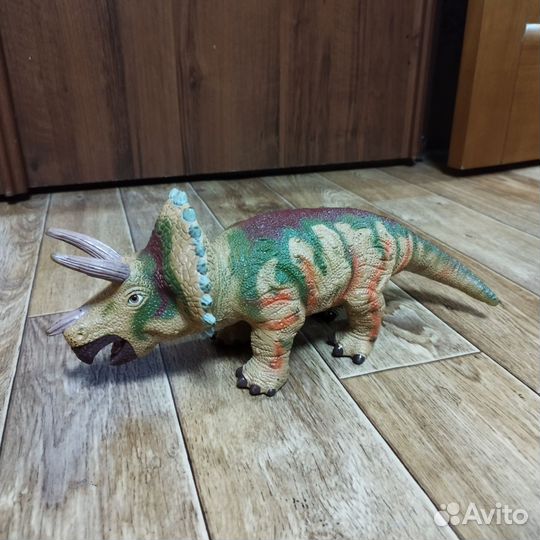 Динозавры jurassic world