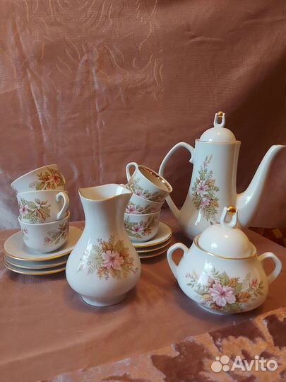 Сервиз кофейный,чайный