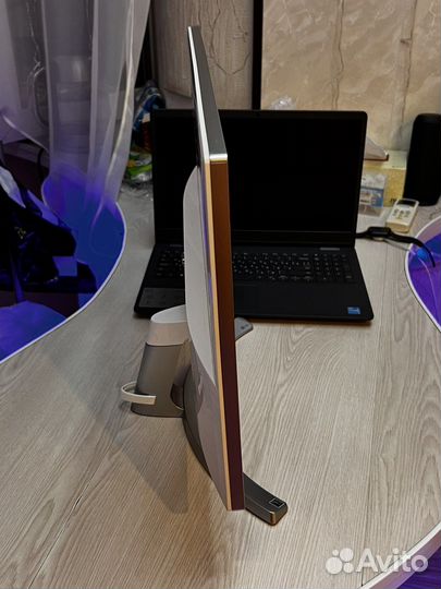 Монитор LG 24MP88HV-S белый