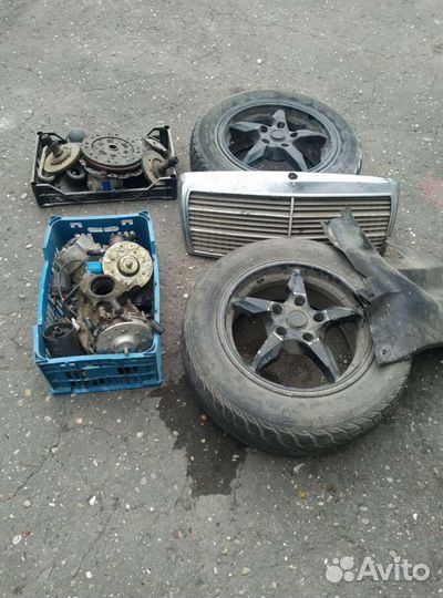 З/ч на mercedes 190