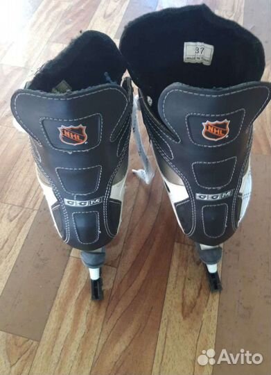 Коньки хоккейные ссм