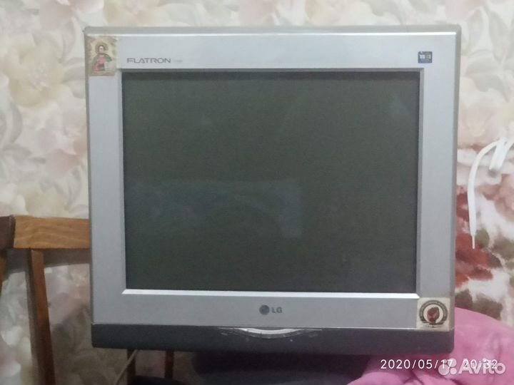 Монитор 17 дюймов