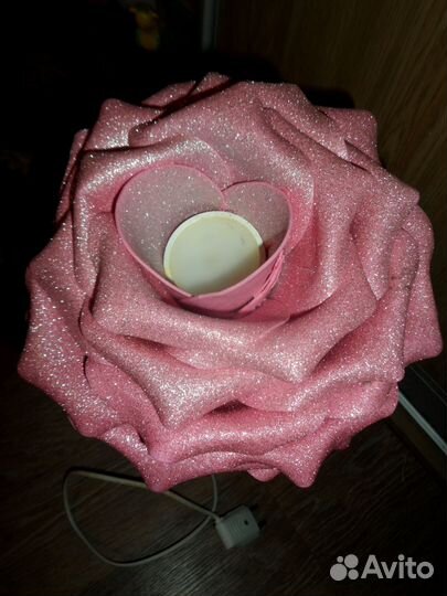 Светильник настольный роза