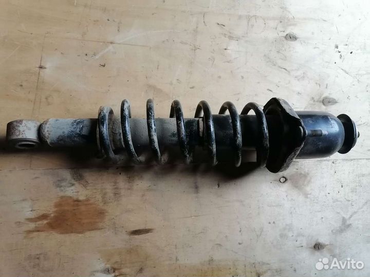 Задние амортизаторы с пружиной Corolla E120