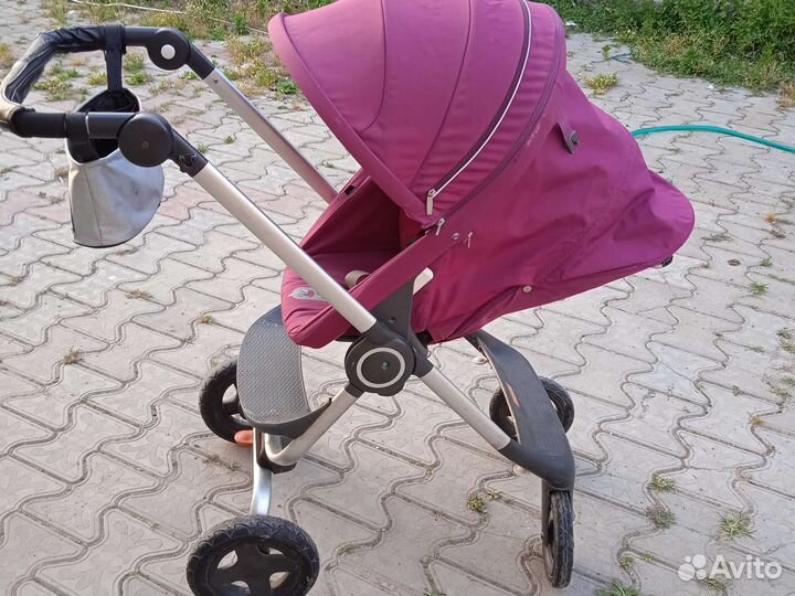 Прогулочная коляска stokke scout