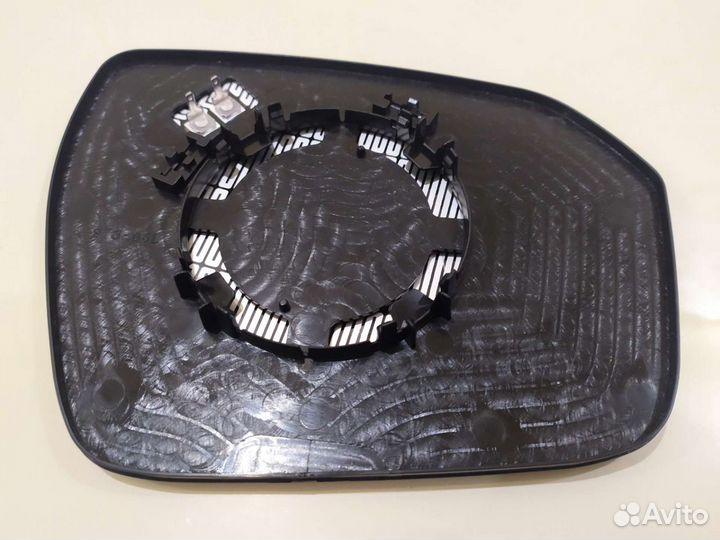 Range rover evoque стекло зеркала левое