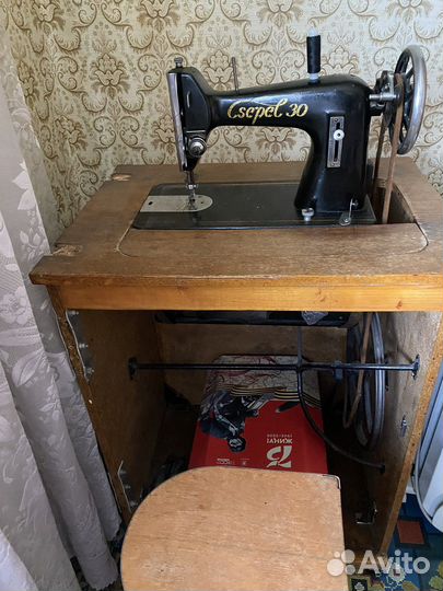 Швейная машинка Чепель 30