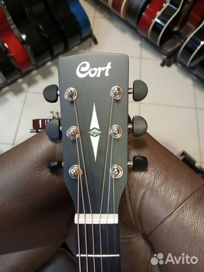 Cort SFX E гитара электроакустическая с массивом