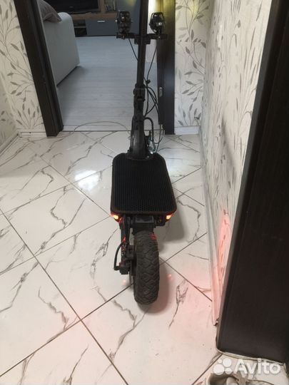 Электросамокат kugo g-booster