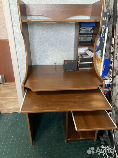 Компьютерный стол