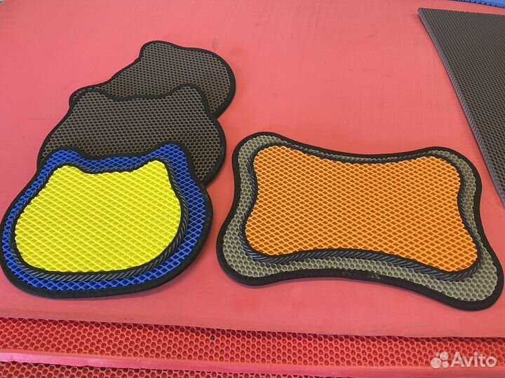 Ева Коврик для миски Кошек и собак