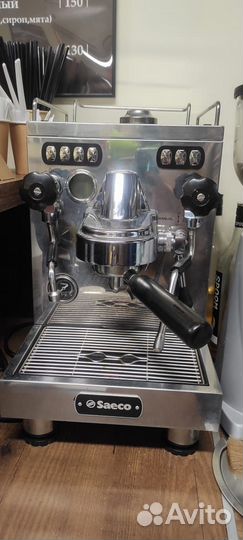 Кофемашина saeco