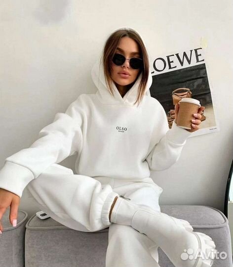 Спортивный костюм женский