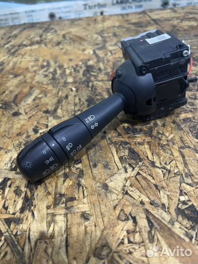 Подрулевой переключатель левый Рено Дастер