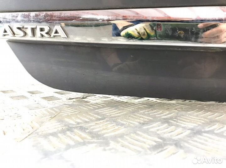 Крышка багажника Opel Astra H (2004-2010)