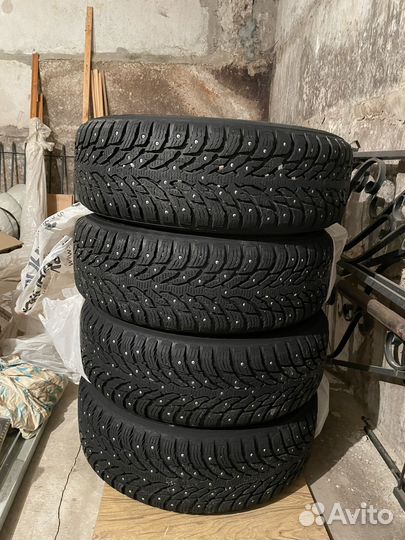 Nokian Tyres Hakkapeliitta 9 SUV 225/65 R17