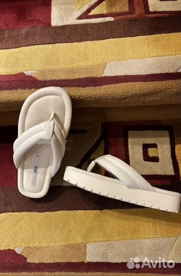 Шлепанцы женские