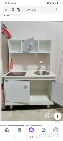 Детская деревянная кухня с посудой и продуктами