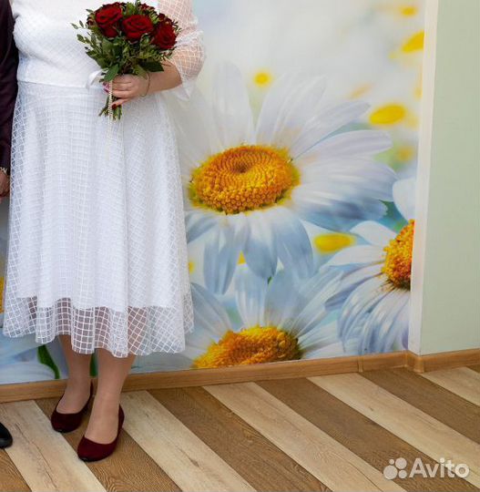 Белое платье (свадебное)