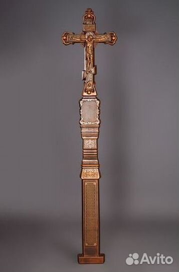 Крест надгробный каменный