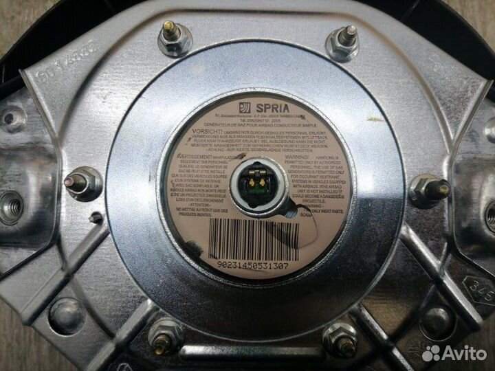 Подушка безопасности в рулевое колесо Renault