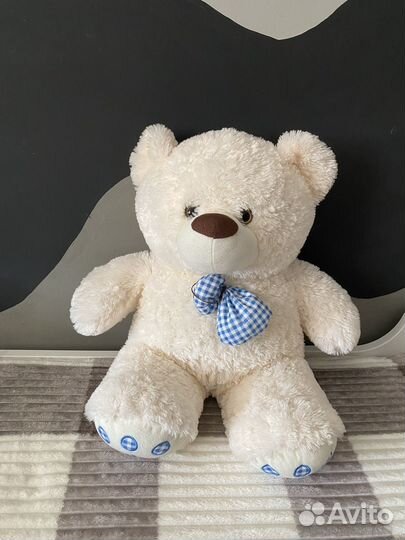 Плюшевый медведь