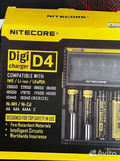 Зарядное устройство Nitecore D4