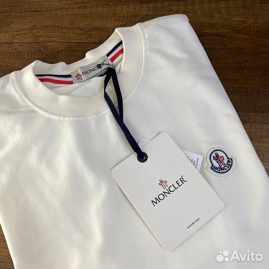 Moncler свитшот мужской белый