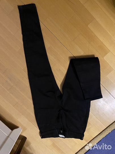 Джинсы женские