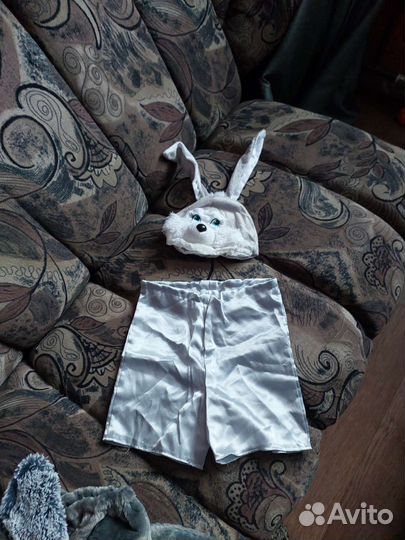 Новогодний костюм зайчика