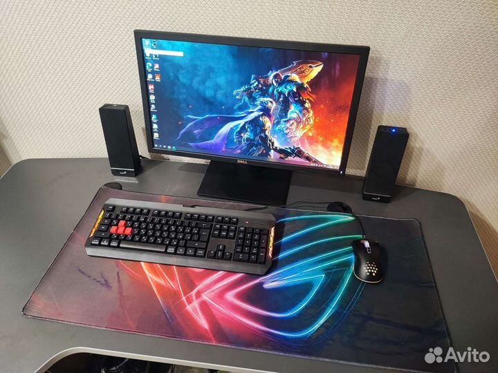 Коврик для мыши и клавиатуры