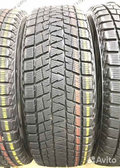Bridgestone Blizzak DM-V1 225/65 R17