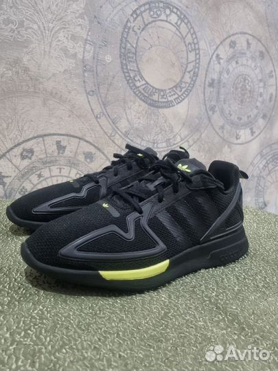 Кроссовки zx originals