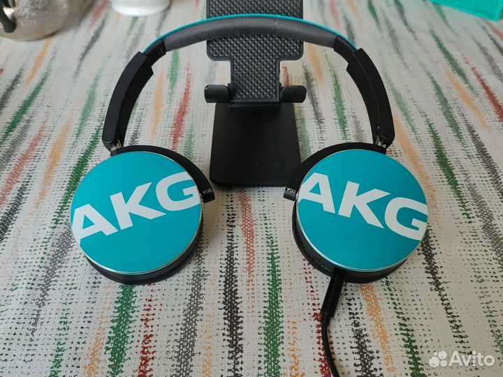 Наушники AKG y50