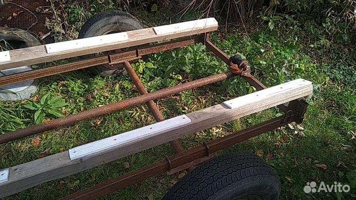 Лодочный прицеп