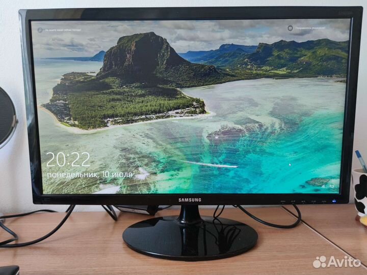 Монитор Samsung s24d300h
