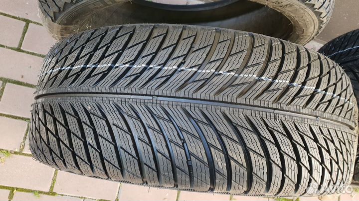 Michelin Pilot Alpin 5 SUV 295/30 R22 103W